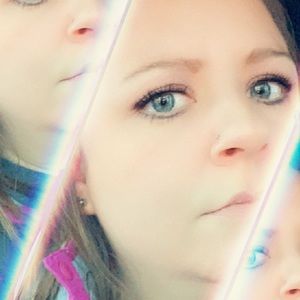 Meet your Posher, Kelli